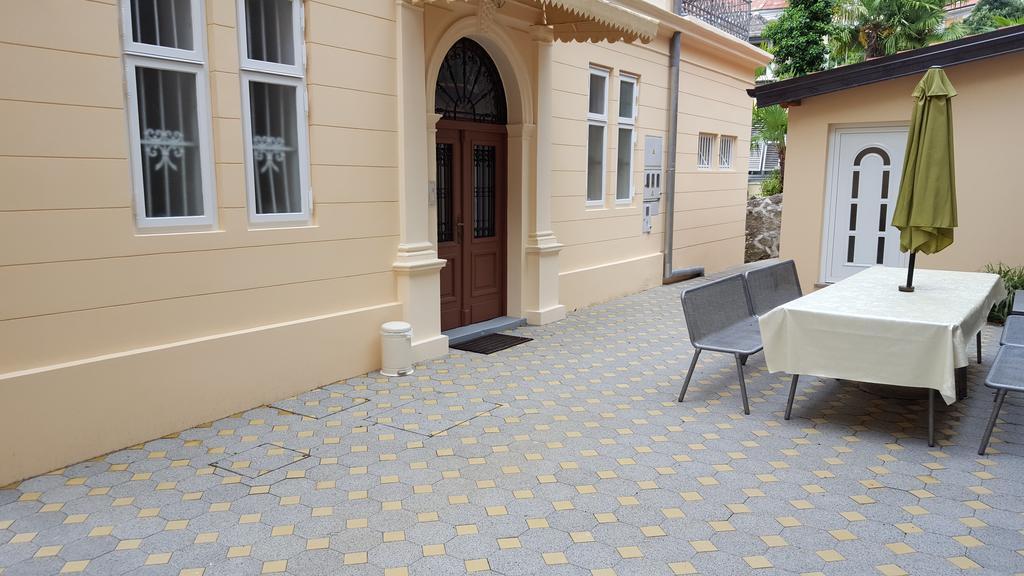 Apartments Villa Atta 오파티아 외부 사진