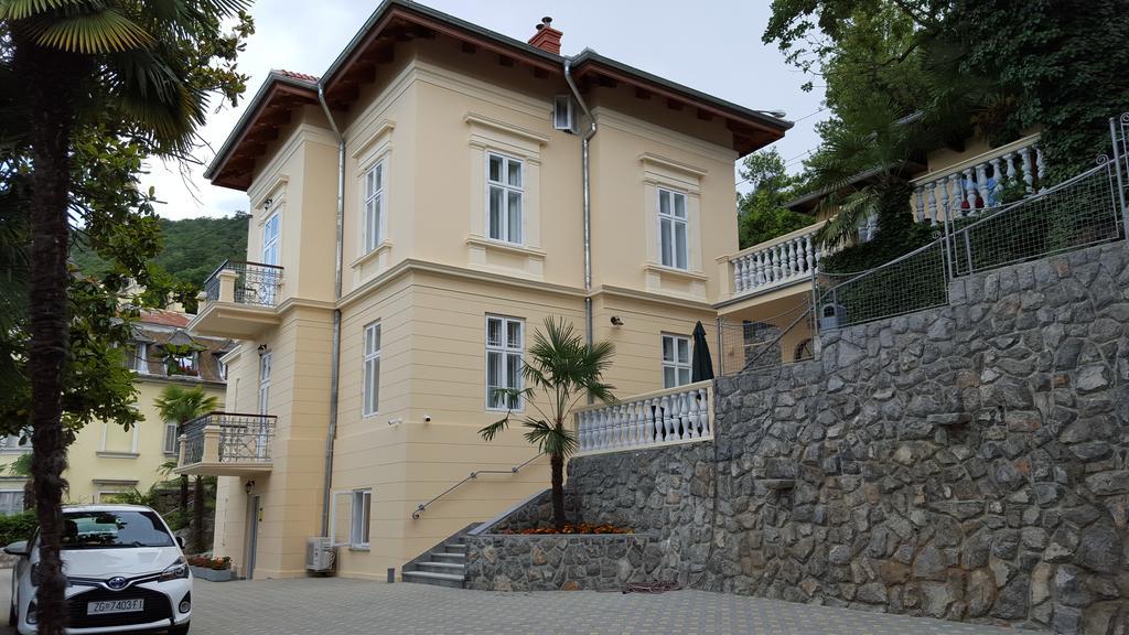 Apartments Villa Atta 오파티아 외부 사진